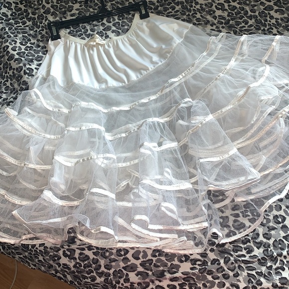 Bettie Page Dresses & Skirts - Bettie Page Las Vegas crinoline Organza Tiered ruffles petticoat slip Skirt L